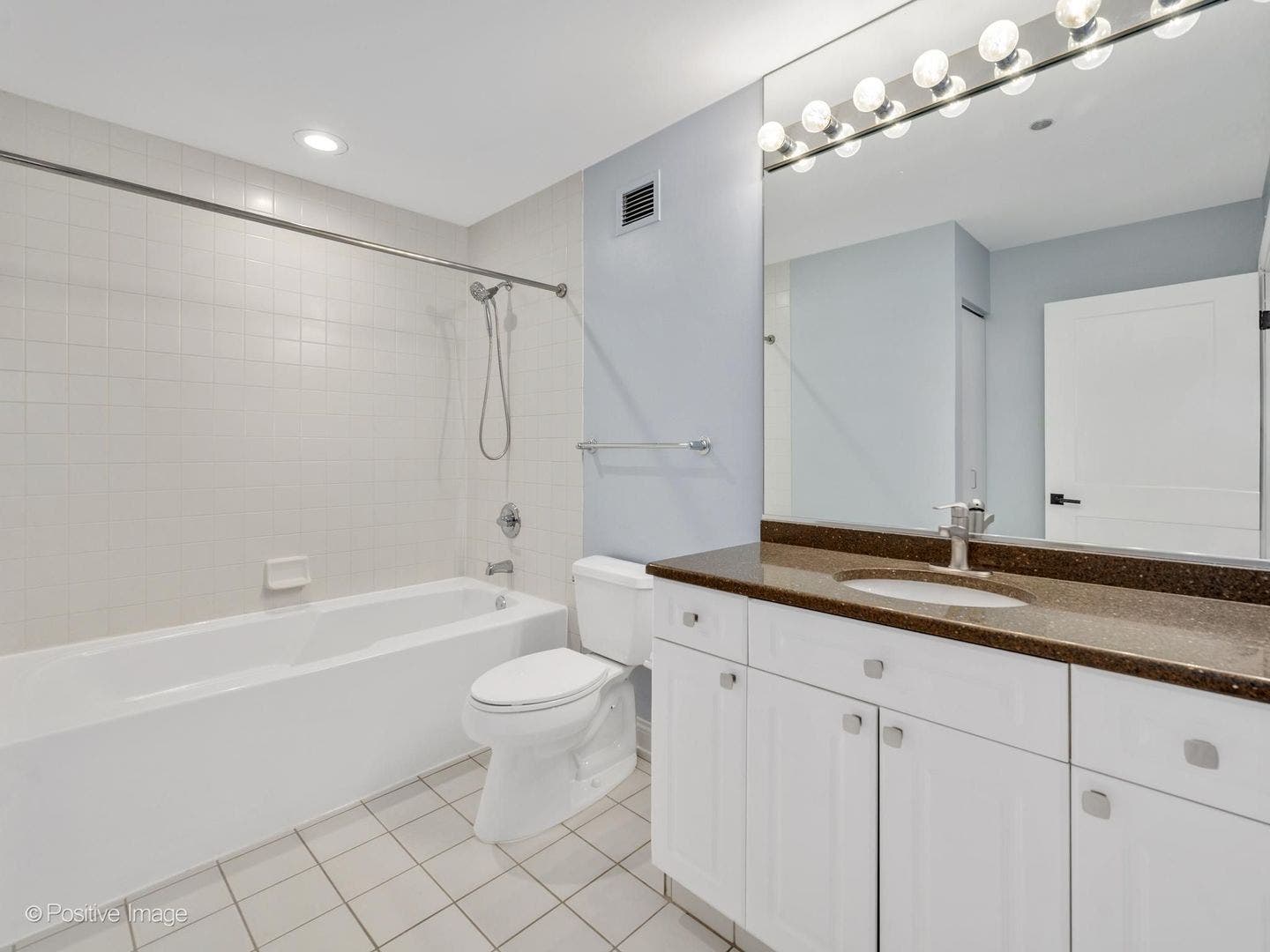330 N Jefferson Street, #402, Chicago, IL 60661