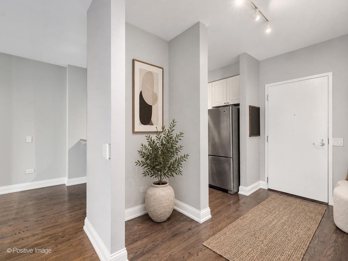 330 N Jefferson Street, #402, Chicago, IL 60661