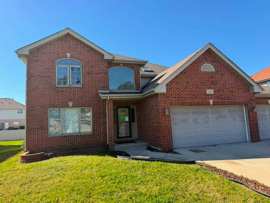 Property photo for 1000 Warwick Drive, Matteson, IL