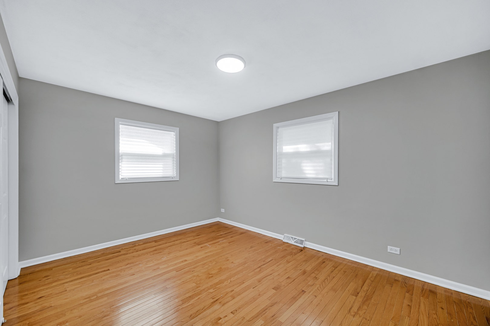 1007 Cedar Avenue, Elgin, IL 60120 1007 Cedar Avenue, Elgin, IL 60120