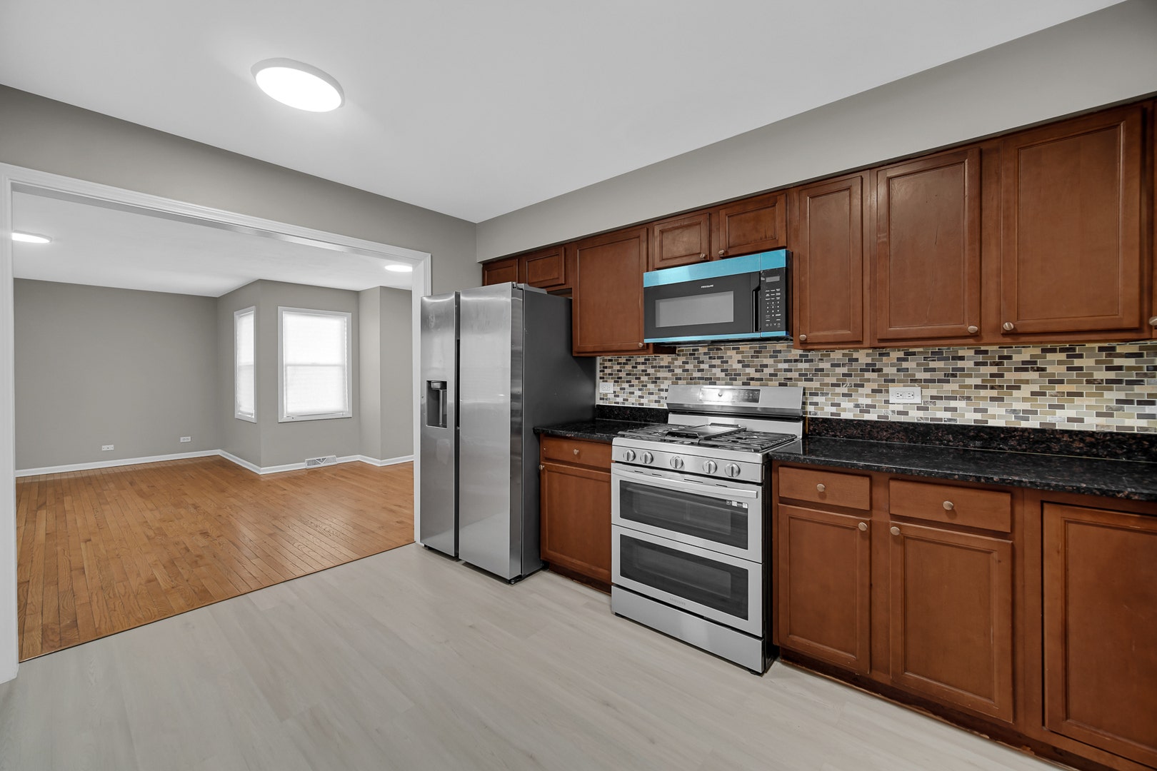 1007 Cedar Avenue, Elgin, IL 60120 1007 Cedar Avenue, Elgin, IL 60120