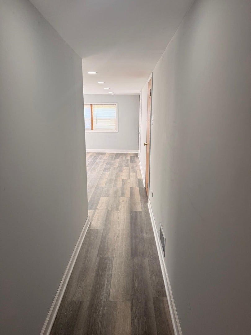 9336 Moody Avenue, Oak Lawn, IL 60453 9336 Moody Avenue, Oak Lawn, IL 60453
