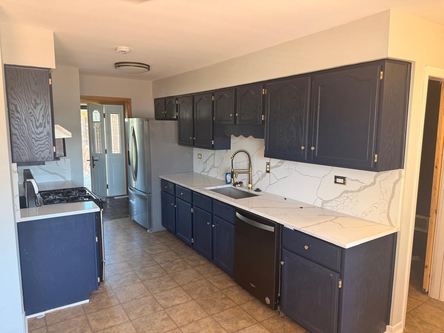 9336 Moody Avenue, Oak Lawn, IL 60453 9336 Moody Avenue, Oak Lawn, IL 60453
