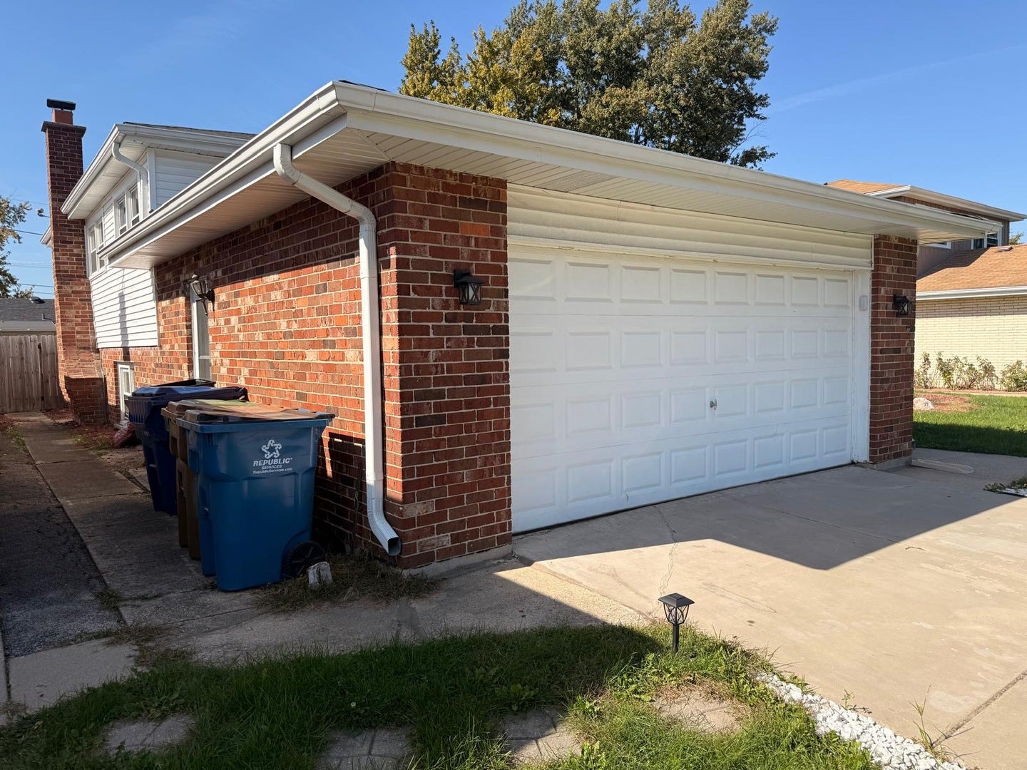 9336 Moody Avenue, Oak Lawn, IL 60453 9336 Moody Avenue, Oak Lawn, IL 60453
