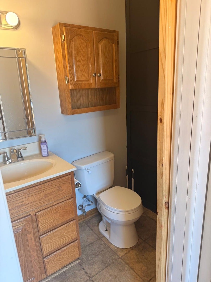 9336 Moody Avenue, Oak Lawn, IL 60453 9336 Moody Avenue, Oak Lawn, IL 60453