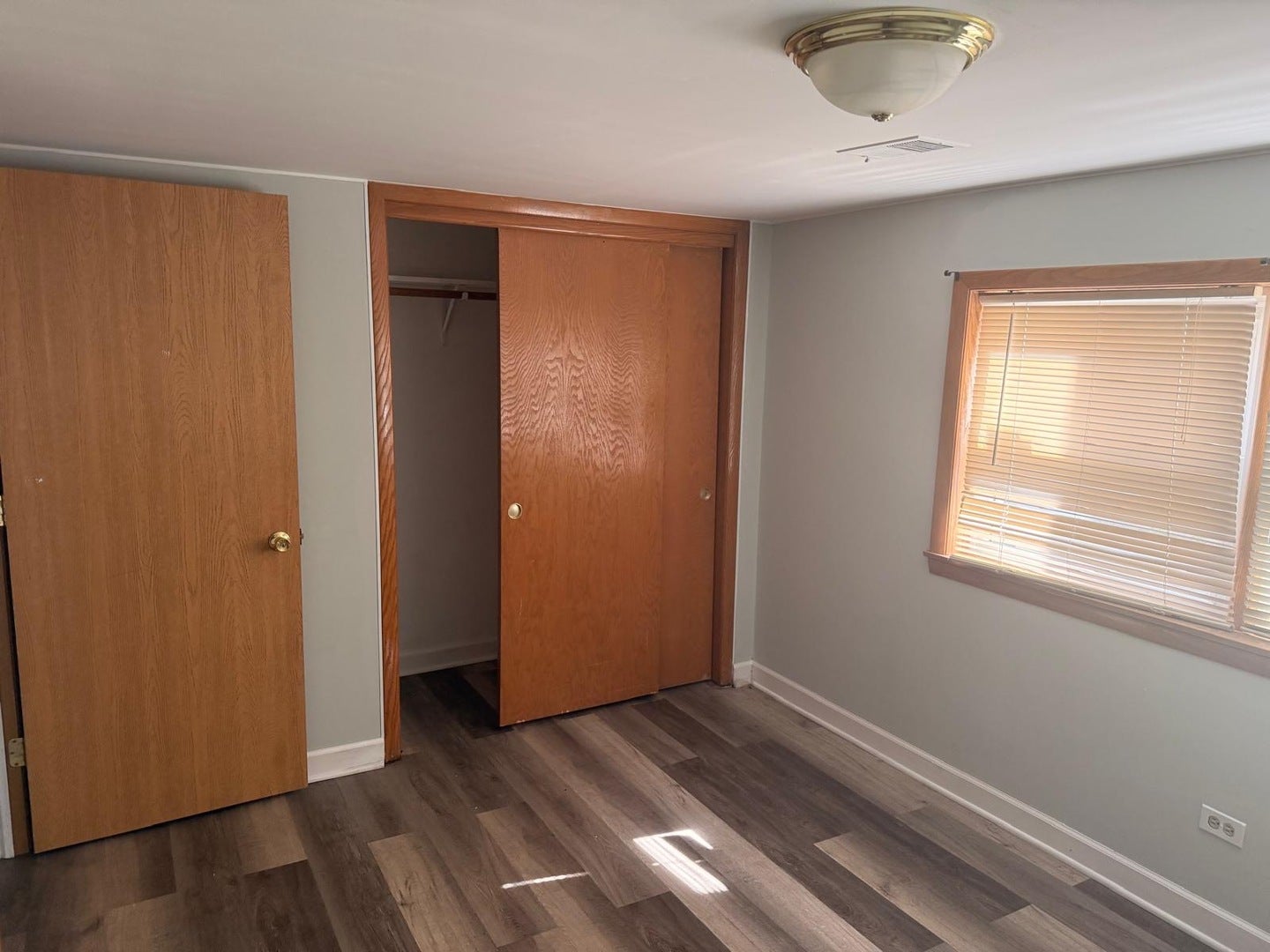 9336 Moody Avenue, Oak Lawn, IL 60453 9336 Moody Avenue, Oak Lawn, IL 60453