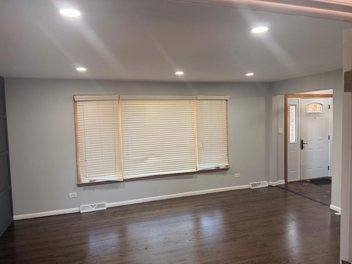 9336 Moody Avenue, Oak Lawn, IL 60453 9336 Moody Avenue, Oak Lawn, IL 60453