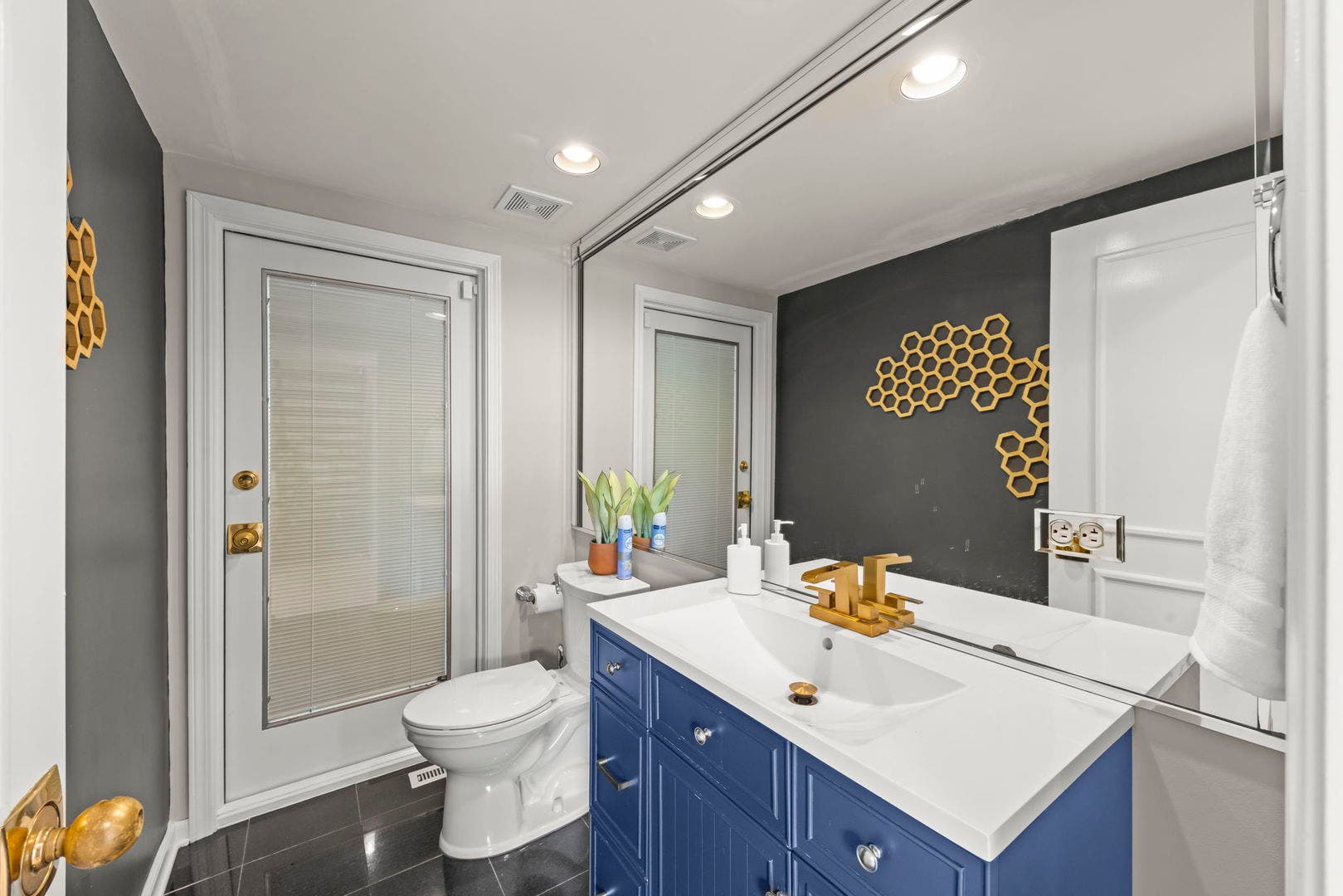 23W735 Hobson Road, Naperville, IL 60540