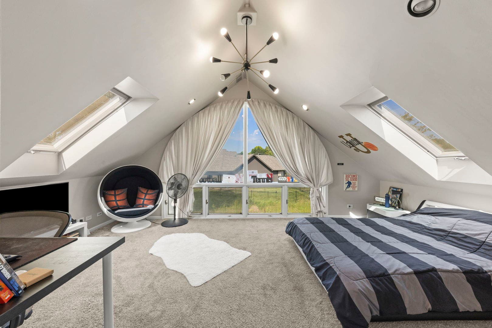 23W735 Hobson Road, Naperville, IL 60540
