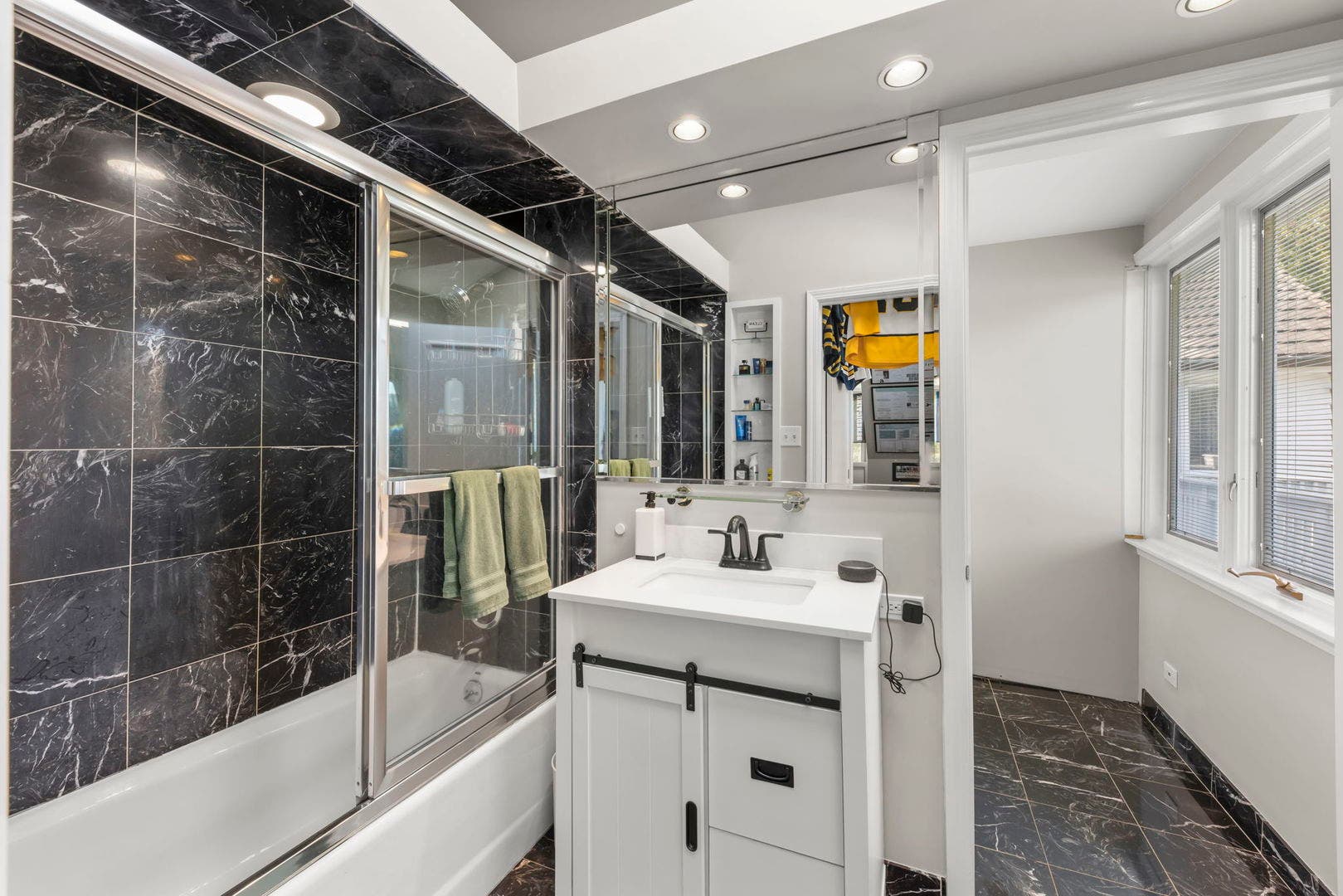 23W735 Hobson Road, Naperville, IL 60540