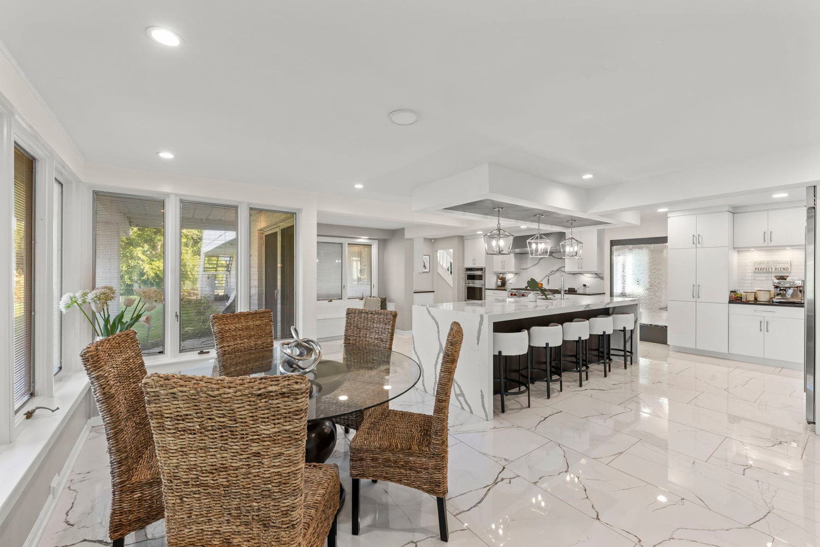 23W735 Hobson Road, Naperville, IL 60540