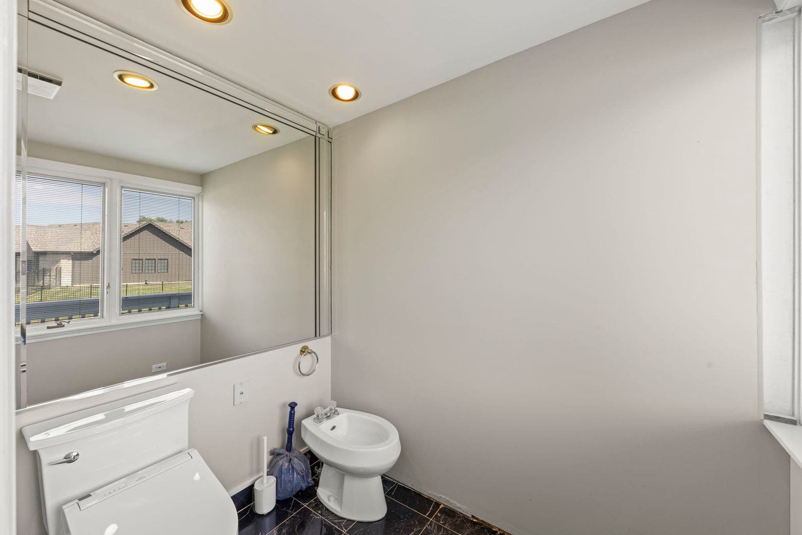 23W735 Hobson Road, Naperville, IL 60540