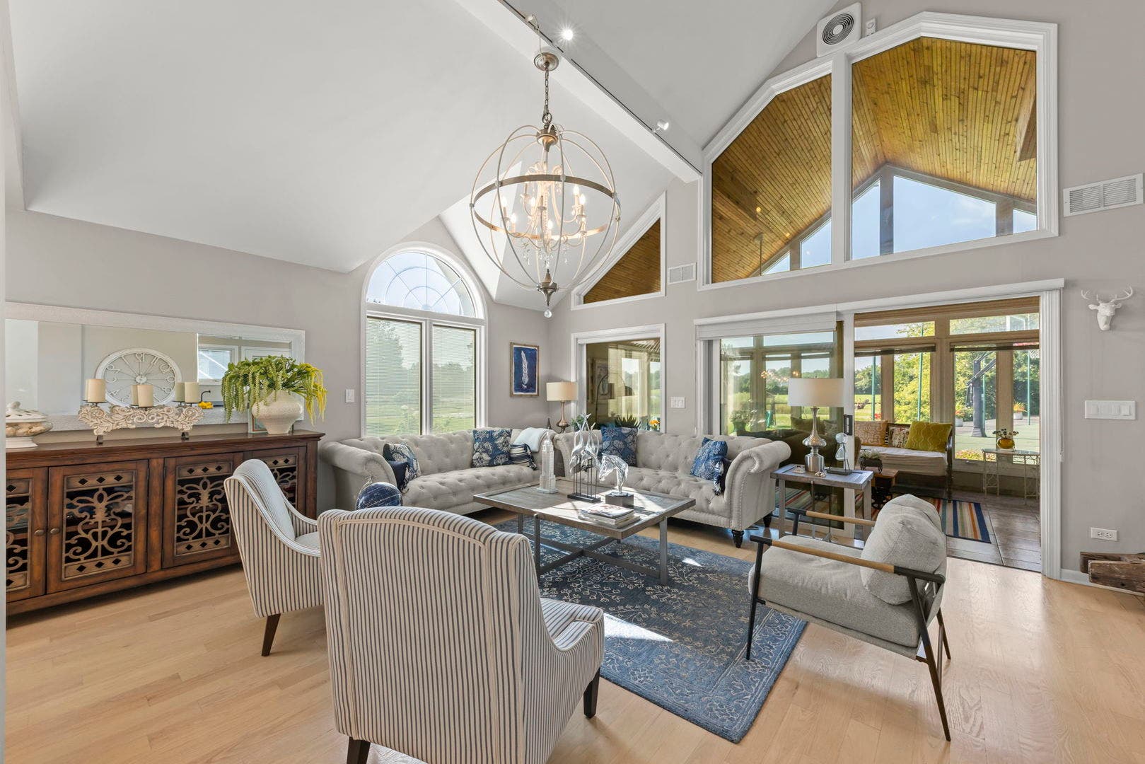 23W735 Hobson Road, Naperville, IL 60540
