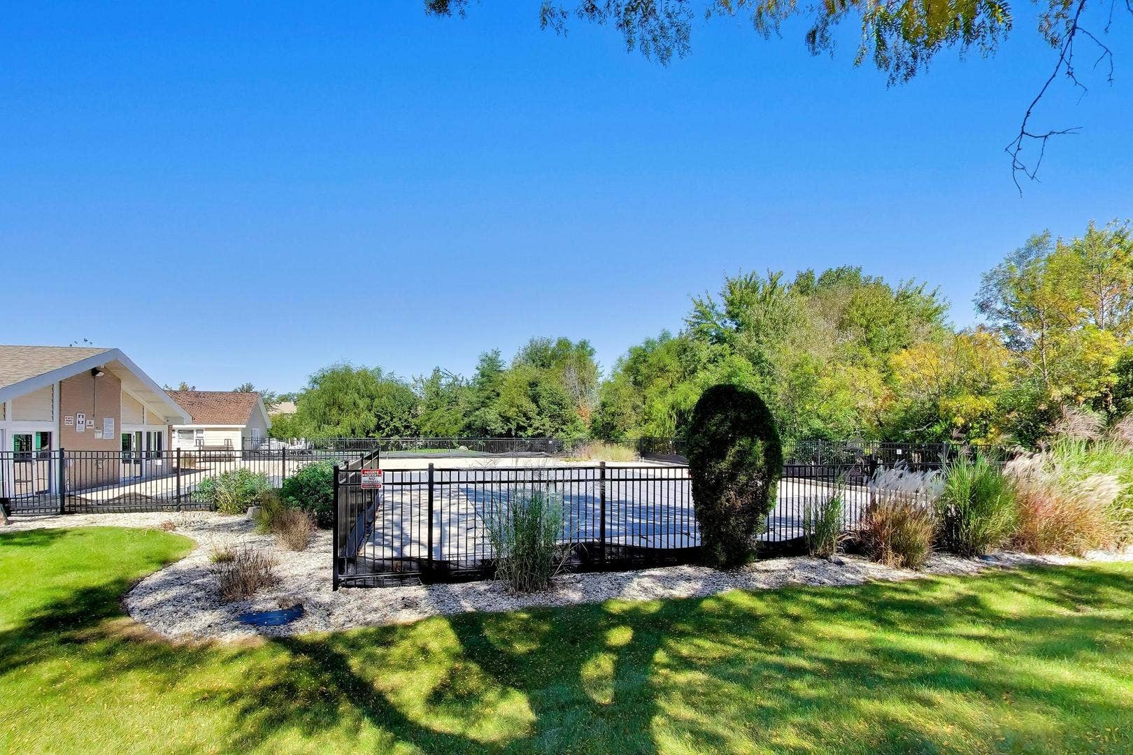 15801 Orlan Brook Drive, #53, Orland Park, IL 60462