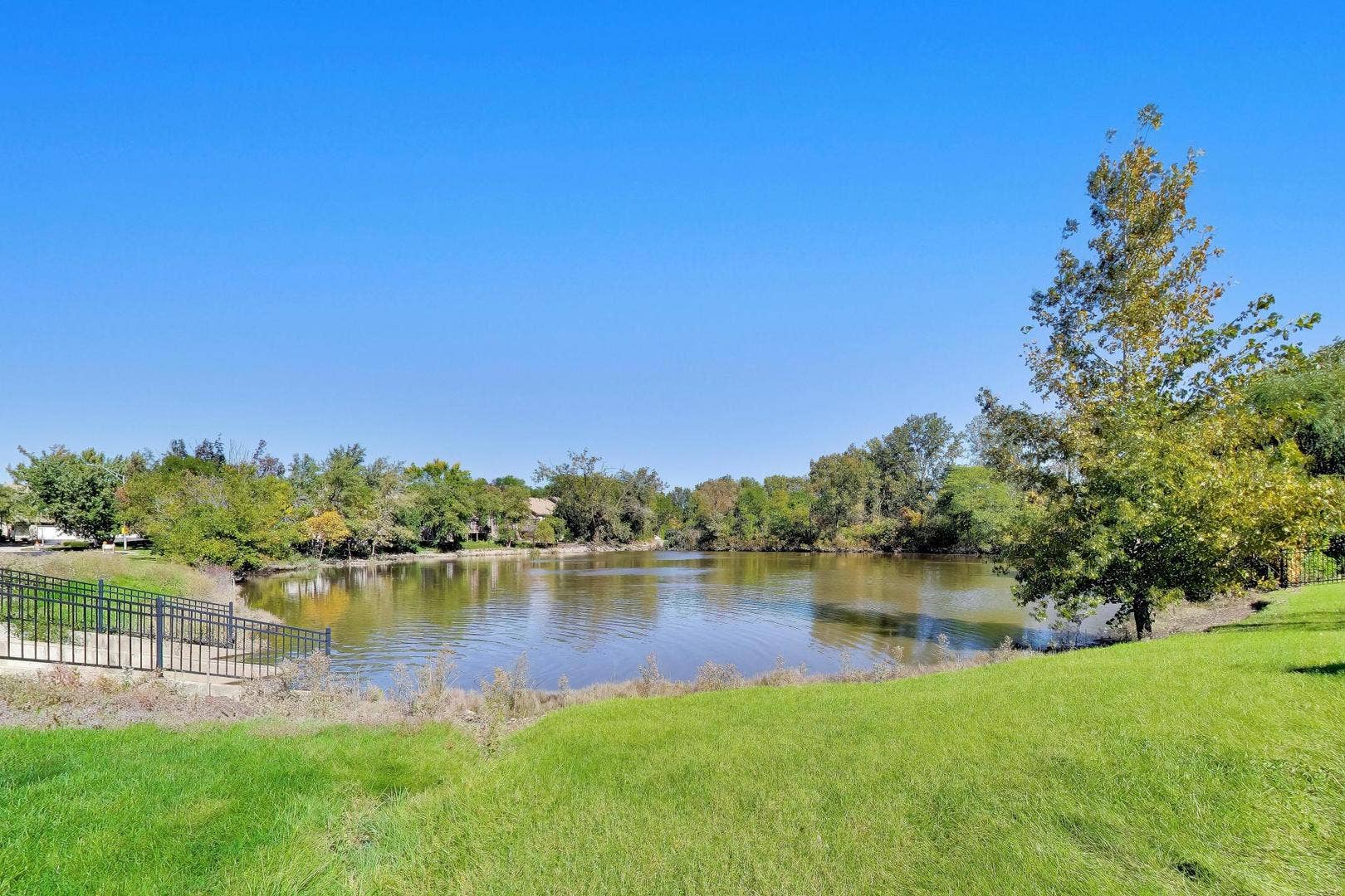 15801 Orlan Brook Drive, #53, Orland Park, IL 60462