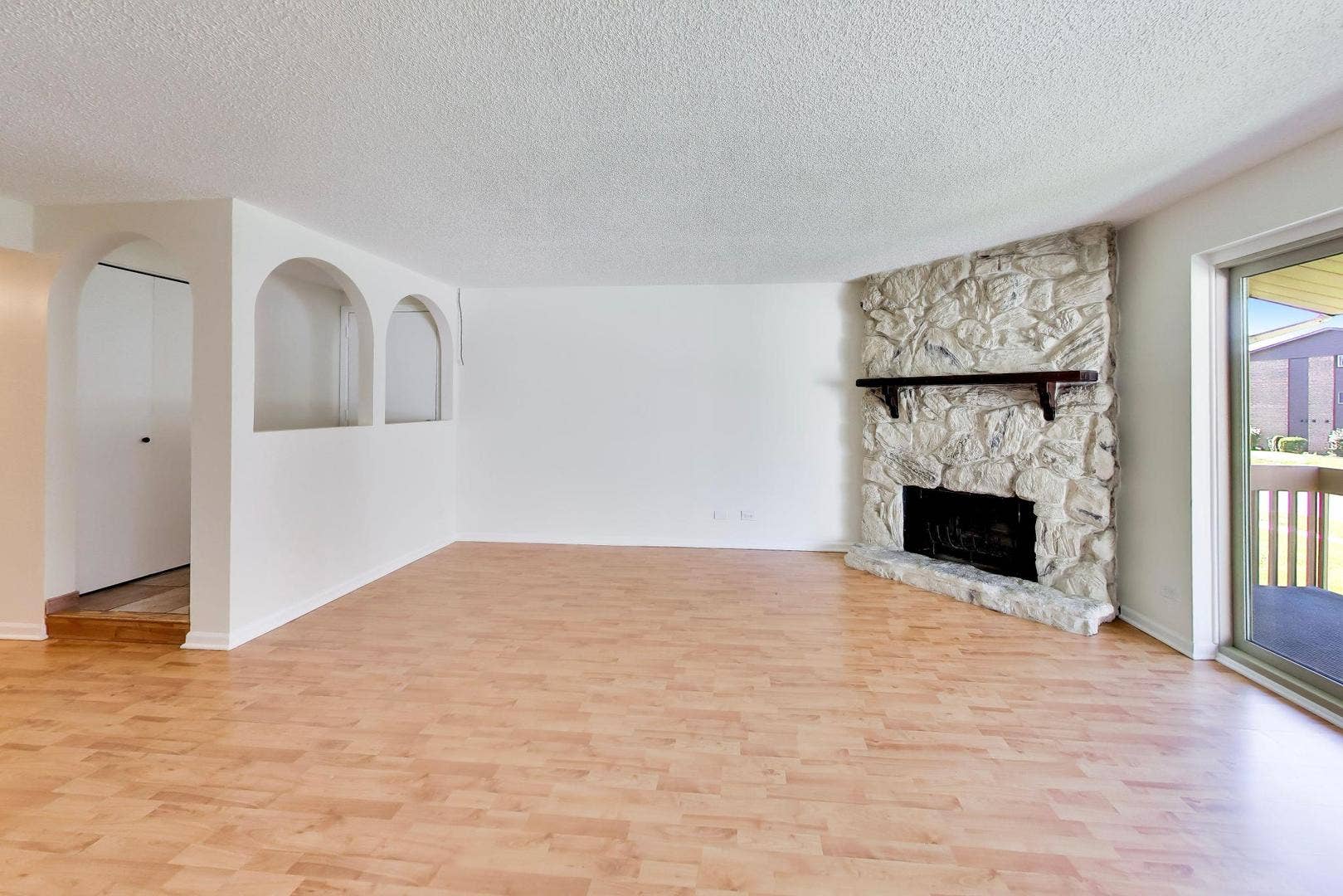 15801 Orlan Brook Drive, #53, Orland Park, IL 60462