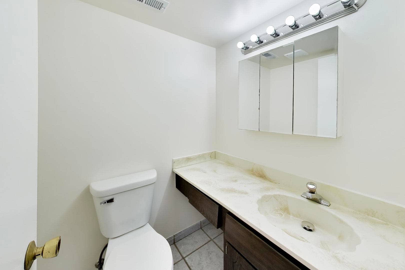 15801 Orlan Brook Drive, #53, Orland Park, IL 60462