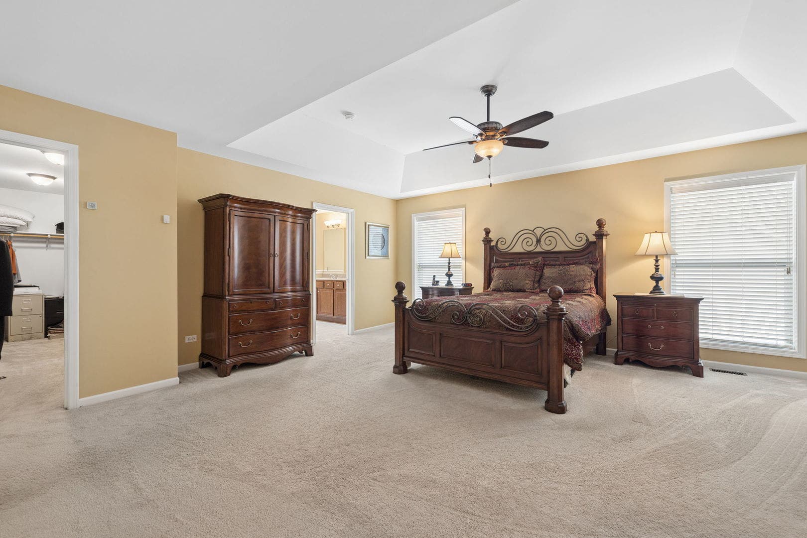 12237 Winterberry Lane, Plainfield, IL 60585