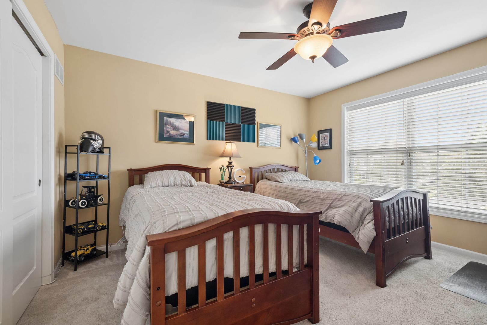 12237 Winterberry Lane, Plainfield, IL 60585
