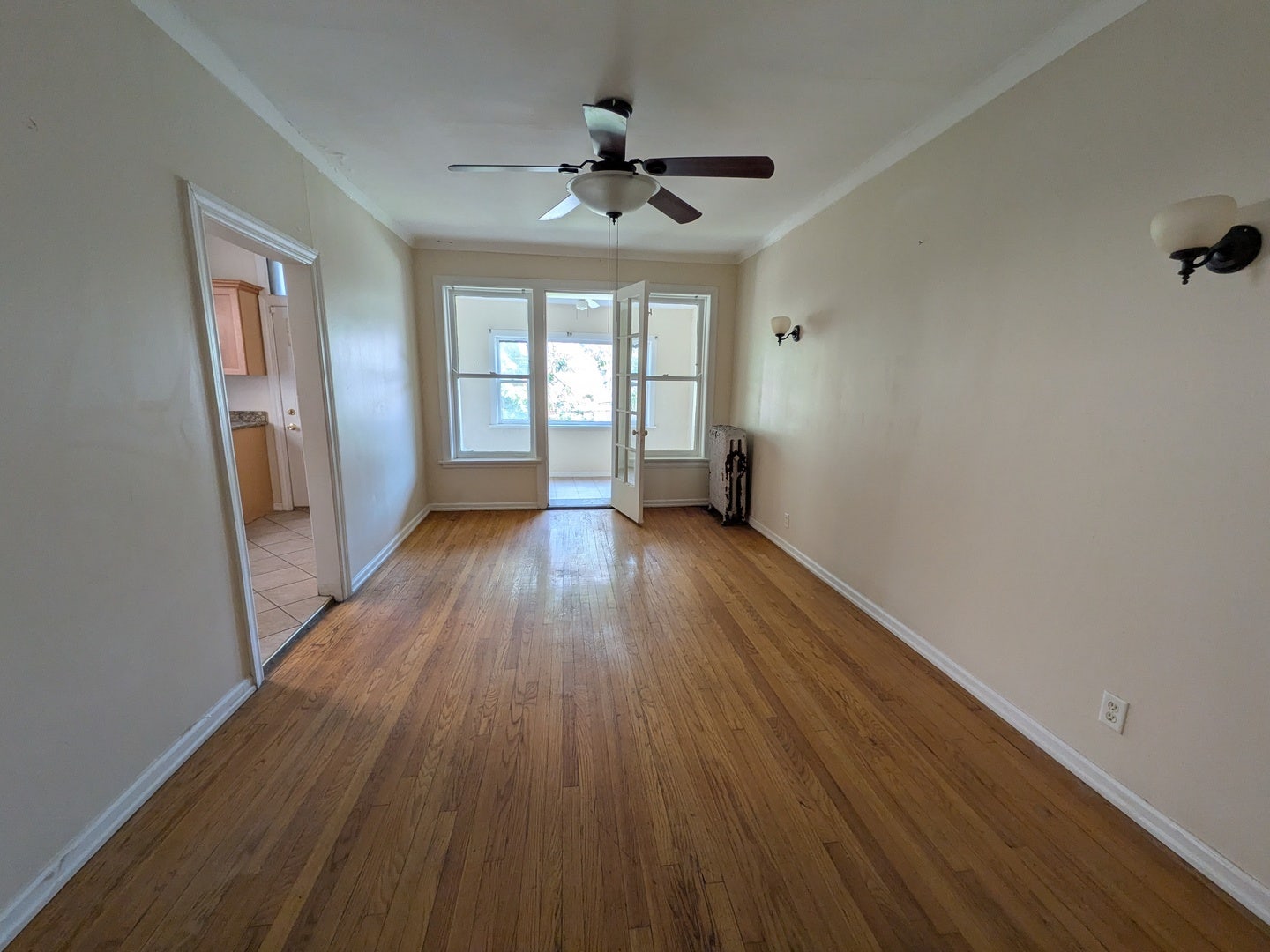 644 E 51st Street, #2W, Chicago, IL 60615 644 E 51st Street, #2W, Chicago, IL 60615