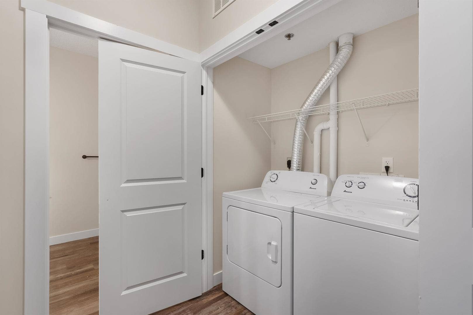 1176 Devils Glen Road, #301, Bettendorf, IA 52722 1176 Devils Glen Road, #301, Bettendorf, IA 52722