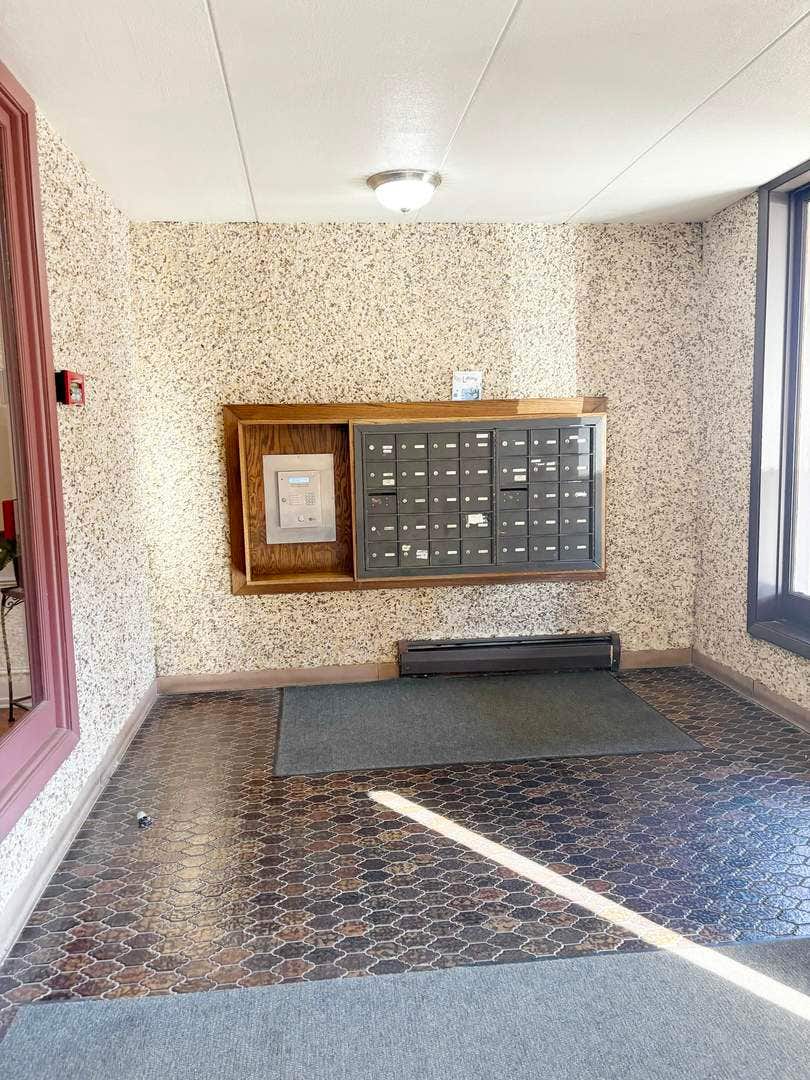 535 S Cleveland Avenue S, #305, Arlington Heights, IL 60005 535 S Cleveland Avenue S, #305, Arlington Heights, IL 60005