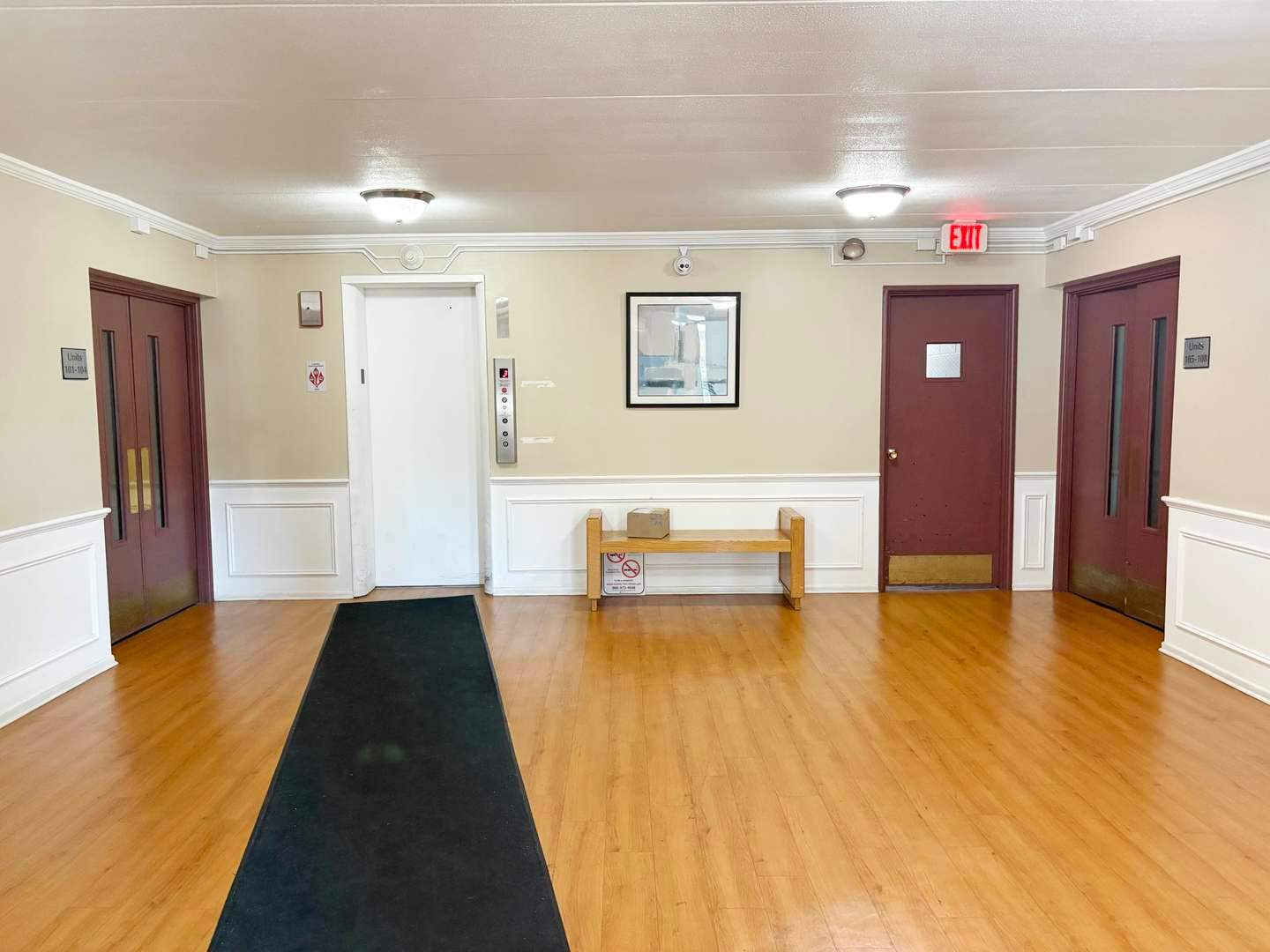 535 S Cleveland Avenue S, #305, Arlington Heights, IL 60005 535 S Cleveland Avenue S, #305, Arlington Heights, IL 60005