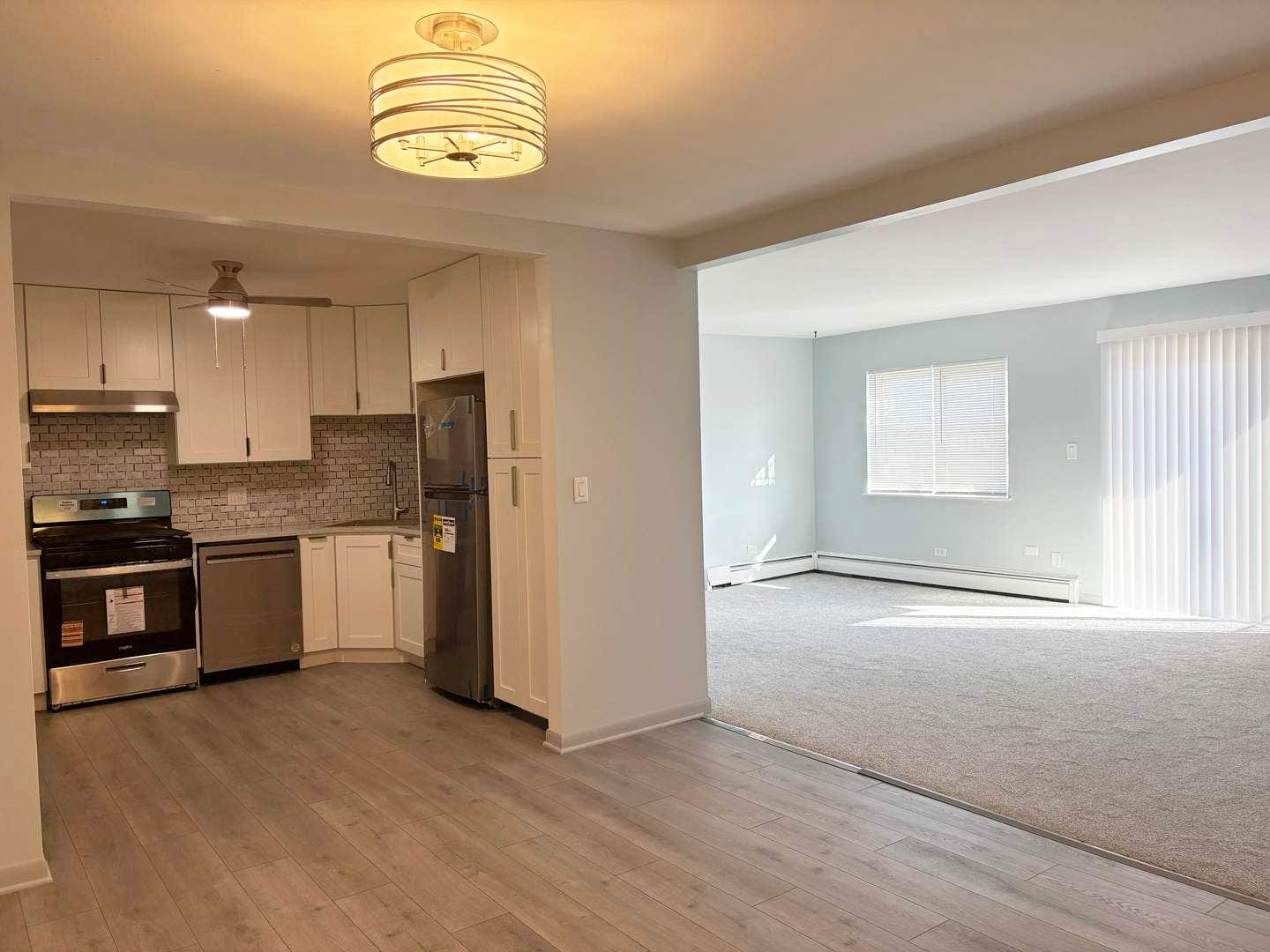 535 S Cleveland Avenue S, #305, Arlington Heights, IL 60005 535 S Cleveland Avenue S, #305, Arlington Heights, IL 60005