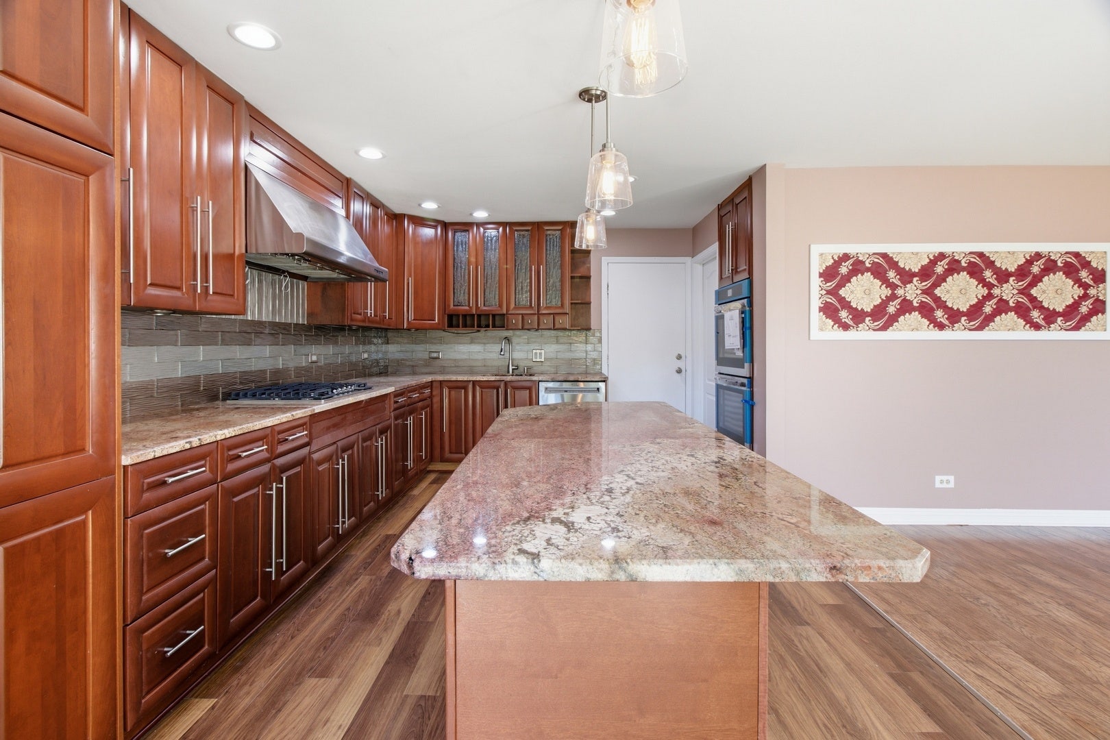 192 W Fox Hill Drive, Buffalo Grove, IL 60089