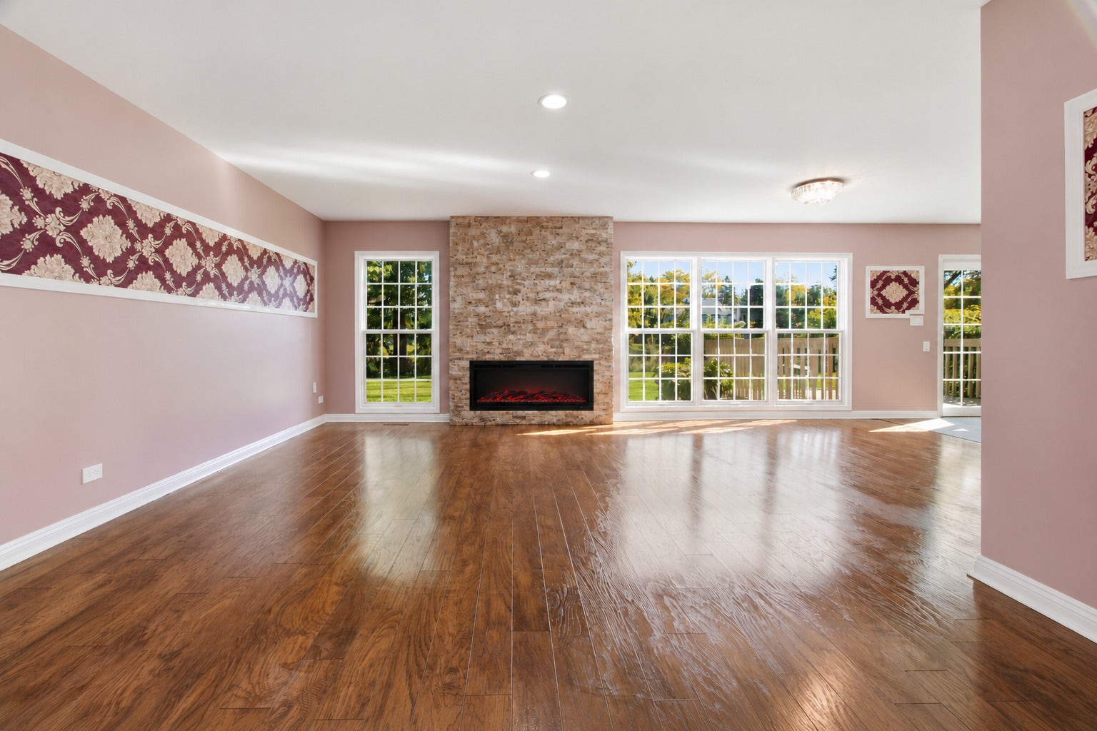 192 W Fox Hill Drive, Buffalo Grove, IL 60089