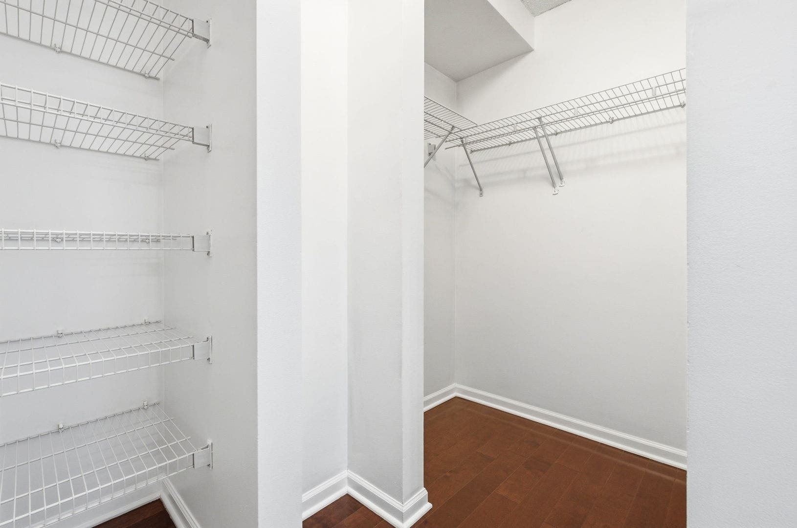 1122 N CLARK Street, #3202, Chicago, IL 60610 1122 N CLARK Street, #3202, Chicago, IL 60610