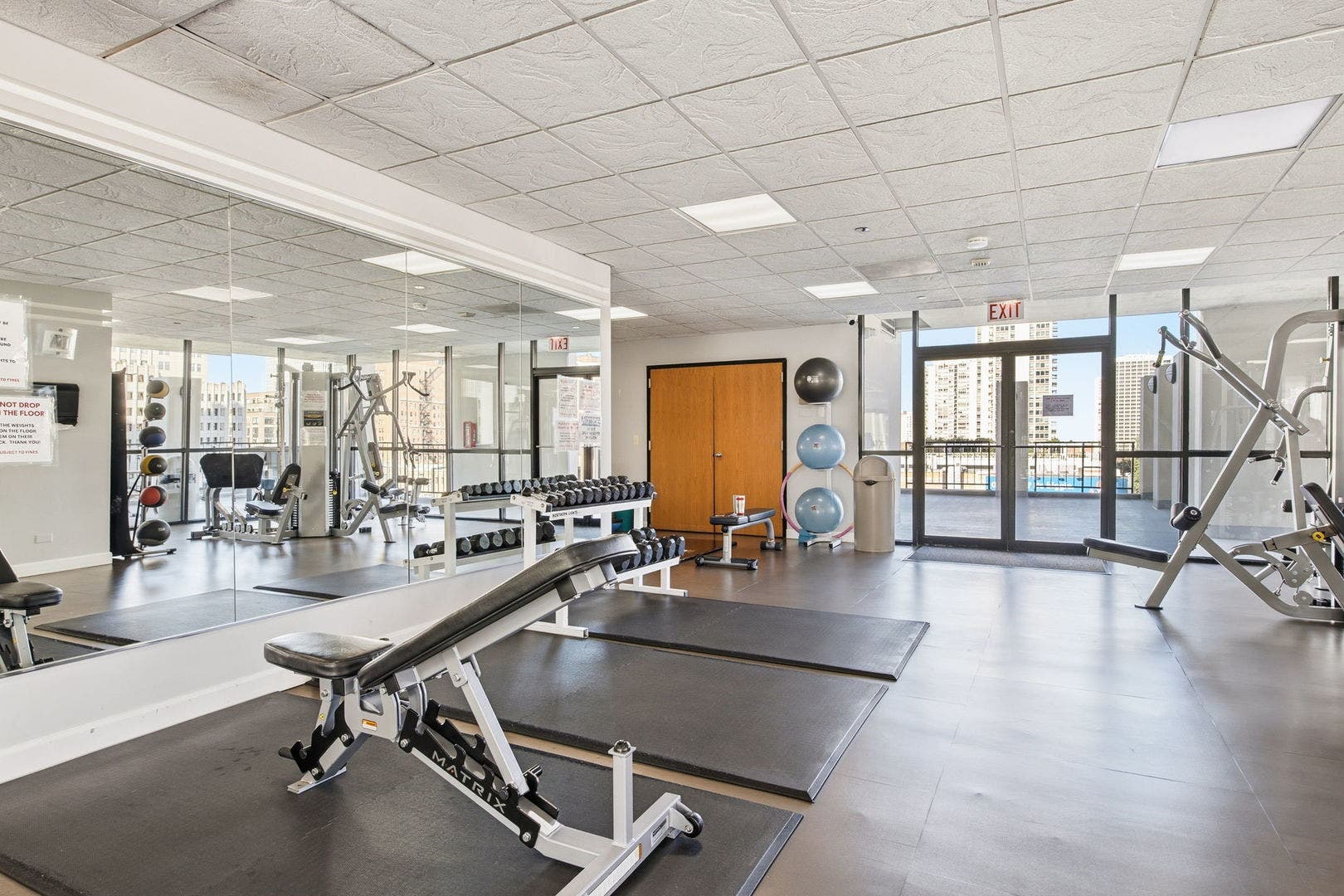 1122 N CLARK Street, #3202, Chicago, IL 60610 1122 N CLARK Street, #3202, Chicago, IL 60610
