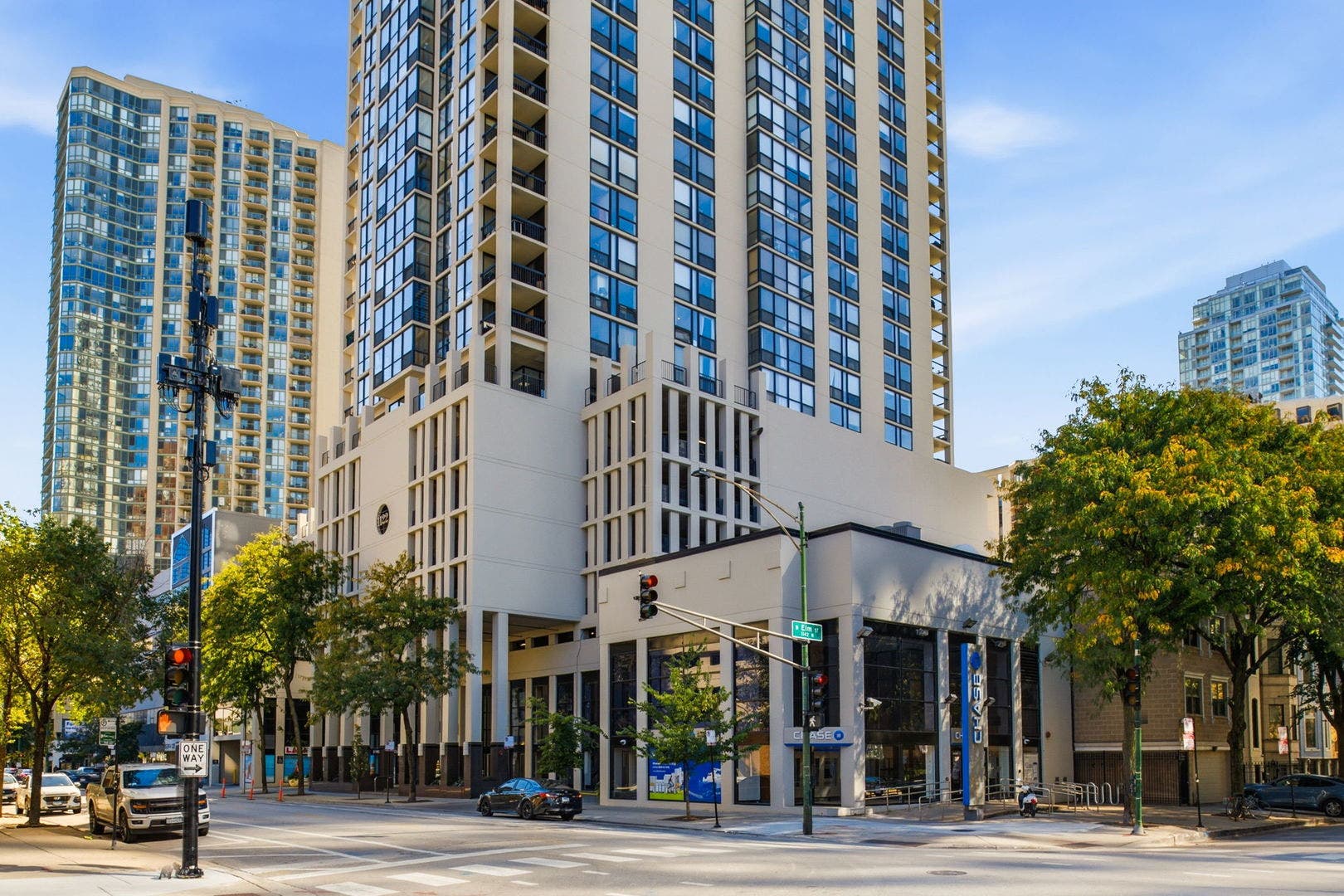 1122 N CLARK Street, #3202, Chicago, IL 60610 1122 N CLARK Street, #3202, Chicago, IL 60610