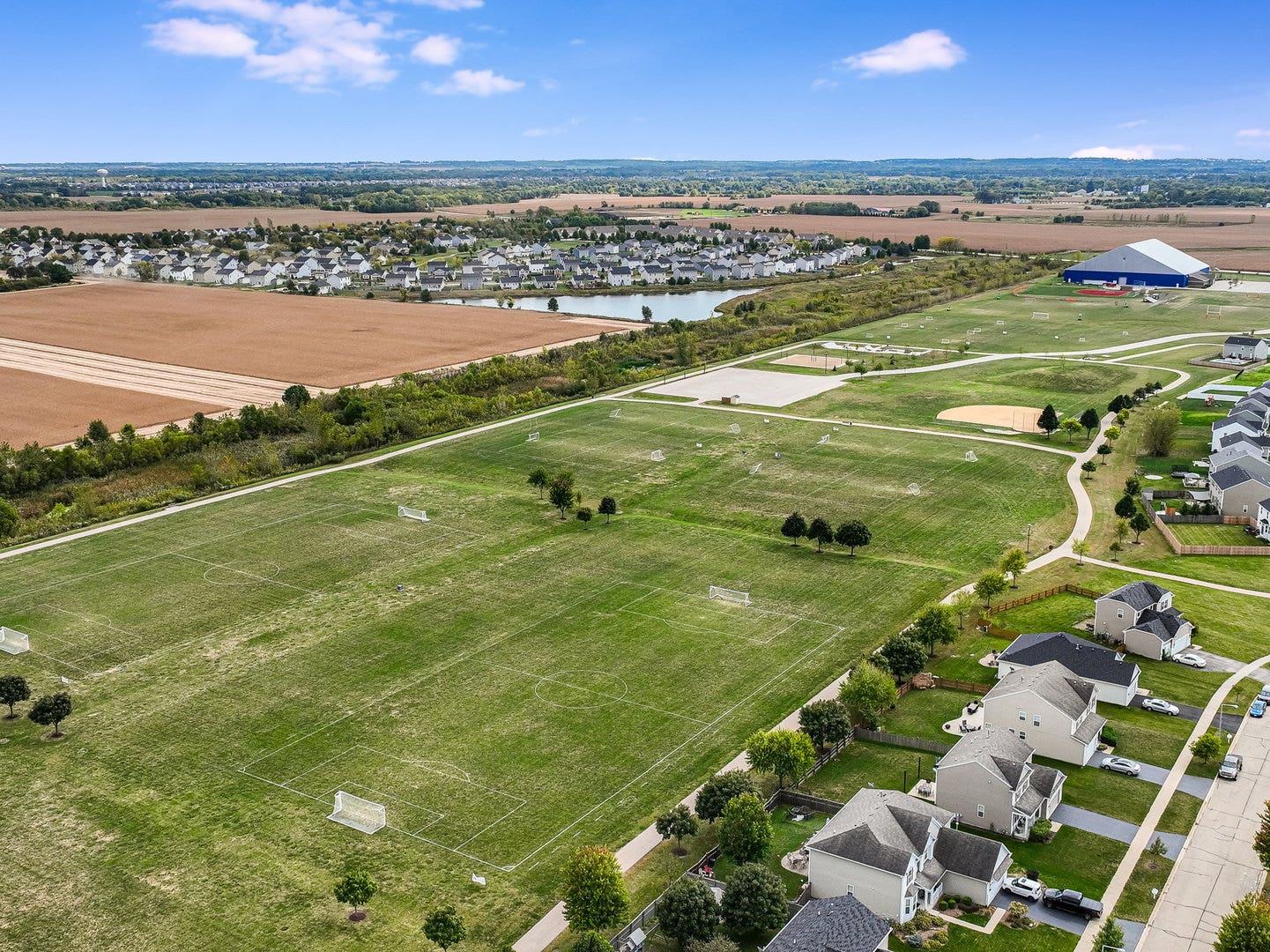 206 Barrett Drive, #D, Yorkville, IL 60560