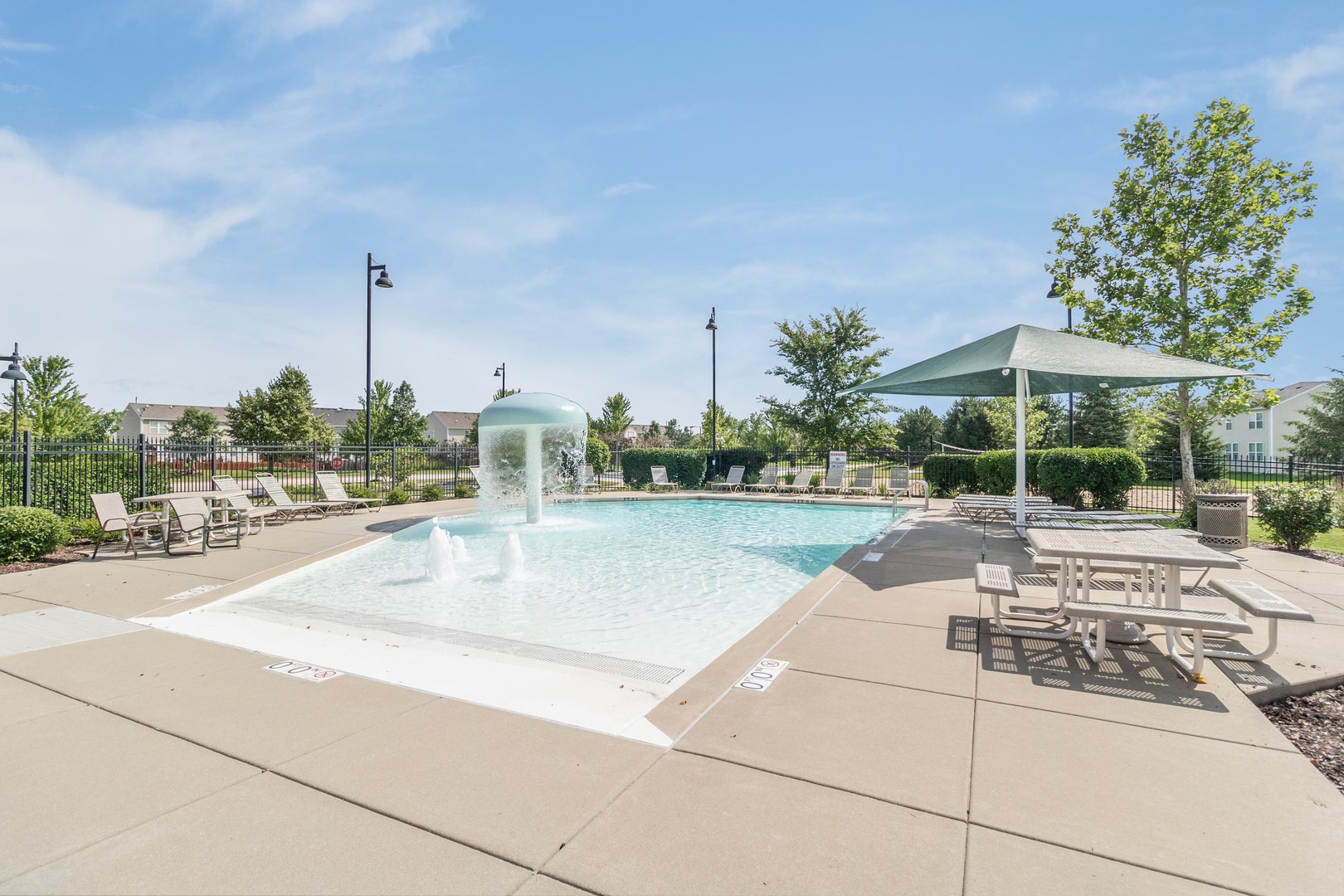 206 Barrett Drive, #D, Yorkville, IL 60560