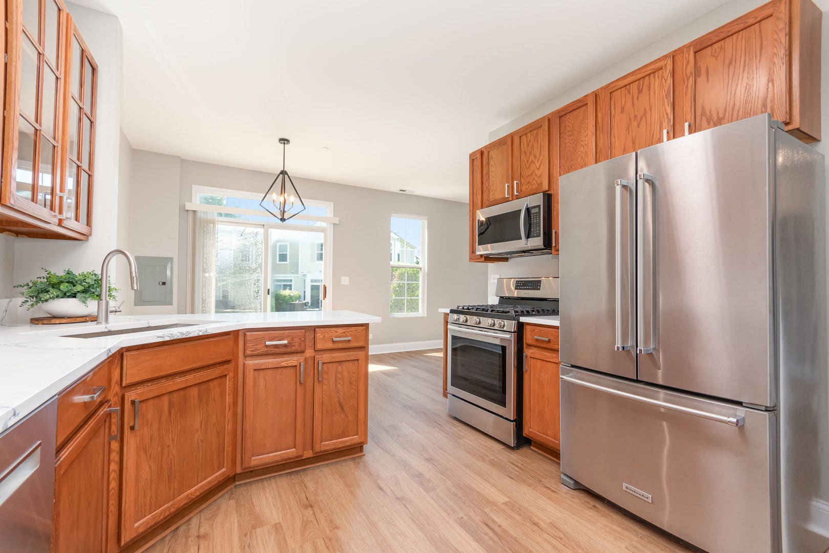 206 Barrett Drive, #D, Yorkville, IL 60560
