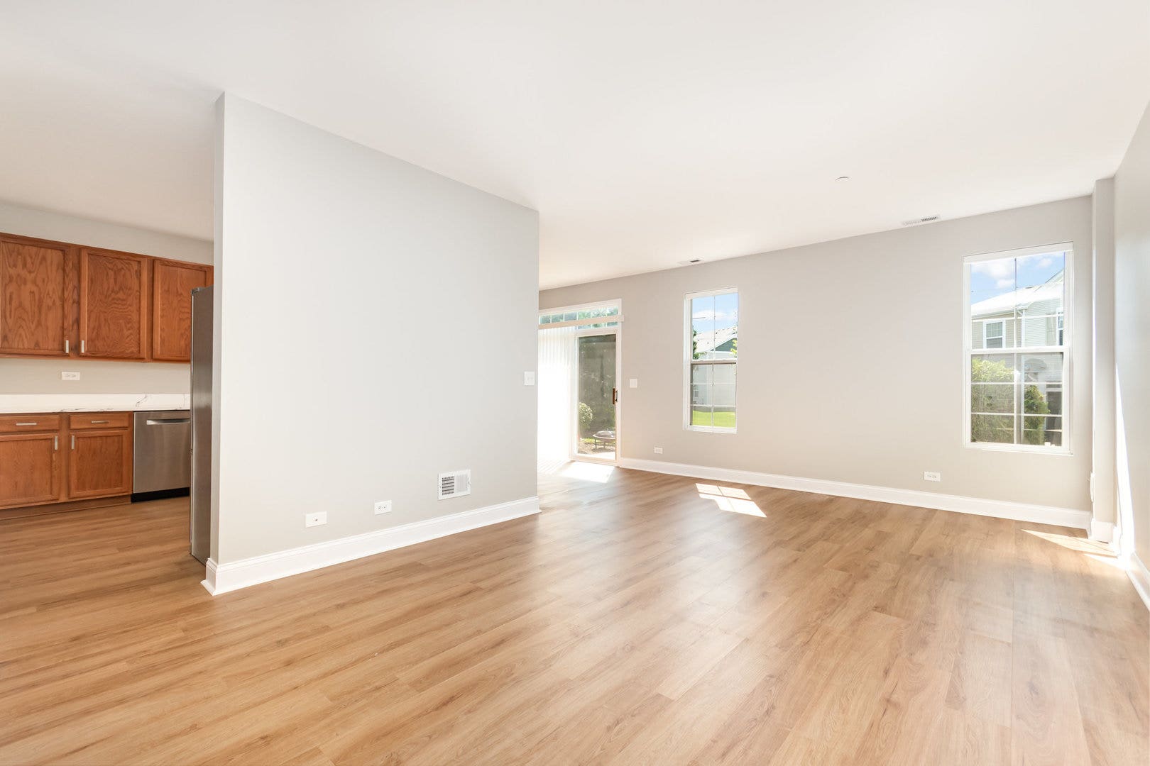 206 Barrett Drive, #D, Yorkville, IL 60560