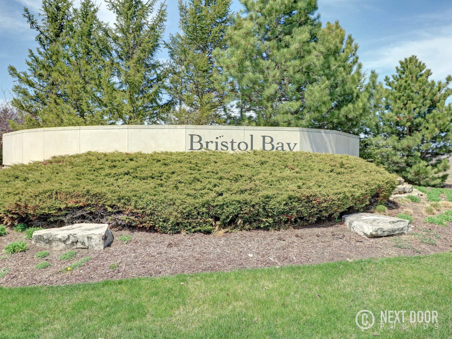 206 Barrett Drive, #D, Yorkville, IL 60560