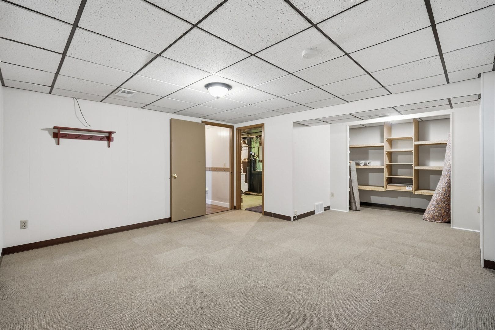 902 25th Avenue, East Moline, IL 61244 902 25th Avenue, East Moline, IL 61244