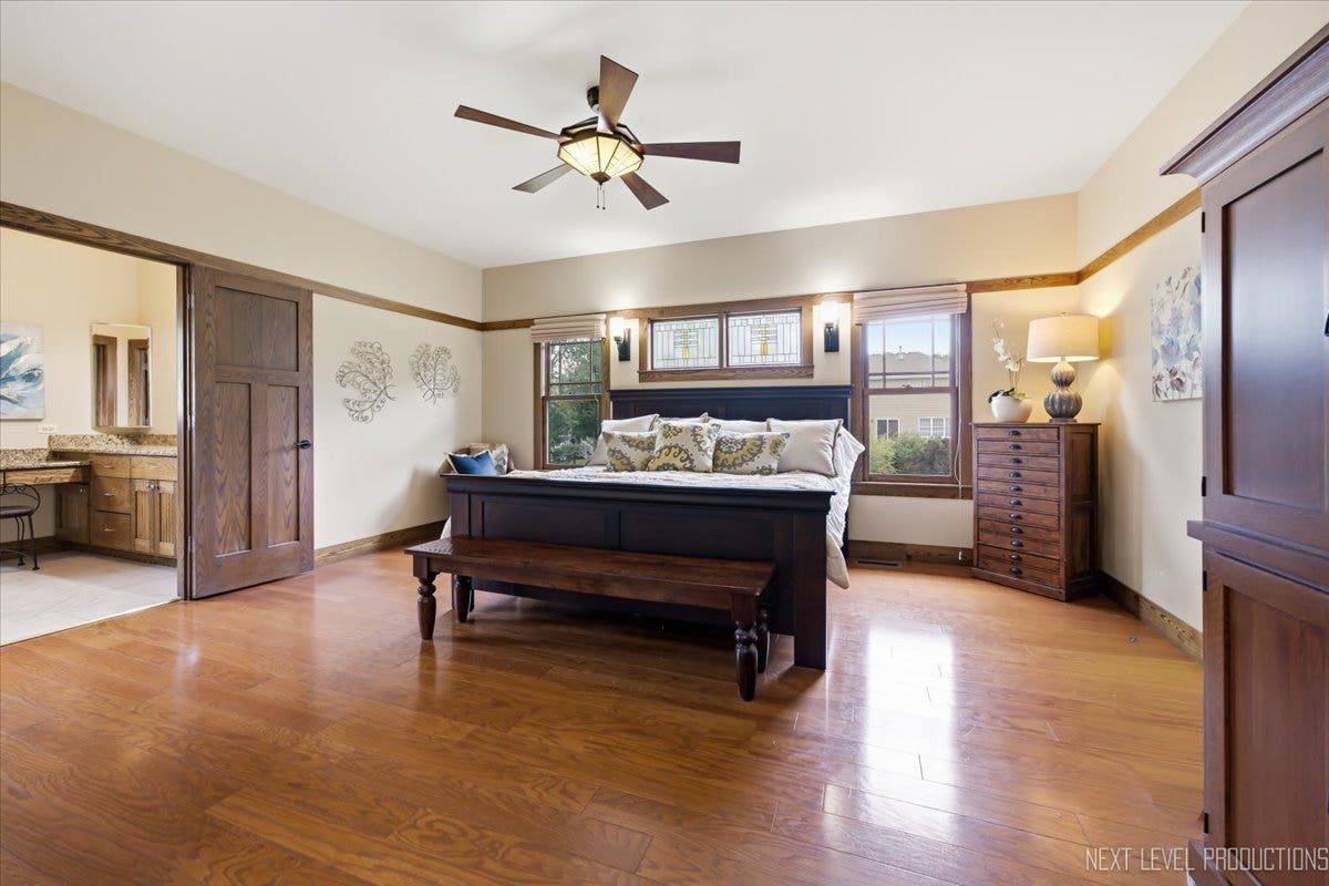 627 Ritter Drive, Batavia, IL 60510 First floor Primary bedroom