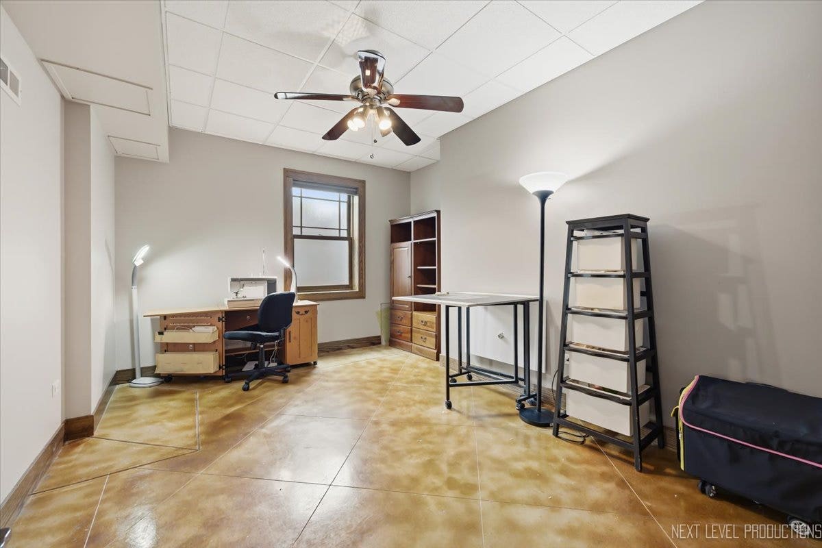 627 Ritter Drive, Batavia, IL 60510 Lower level bedroom or flex space