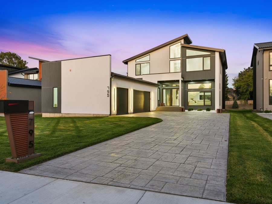 Property photo for 795 Greenwood Road, Northbrook, IL