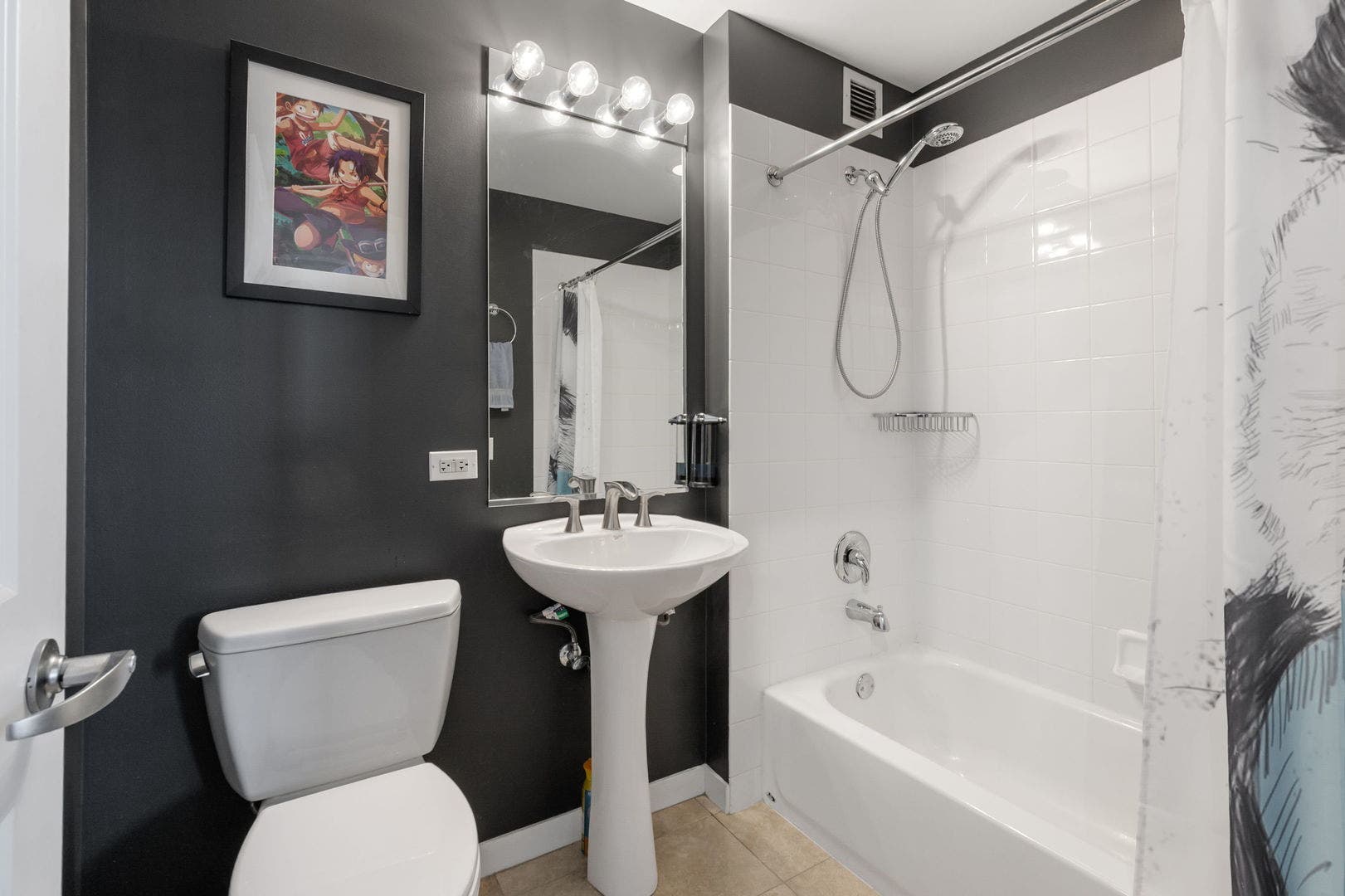 200 W Grand Avenue, #1801, Chicago, IL 60654