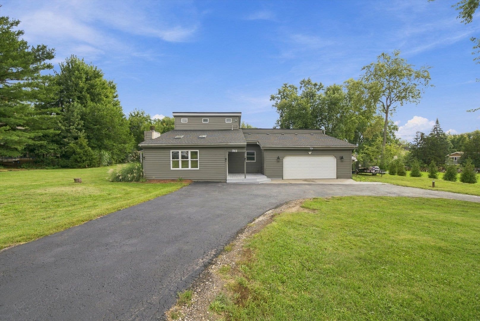 911 Kohley Road, Lisle, IL 60532 911 Kohley Road, Lisle, IL 60532