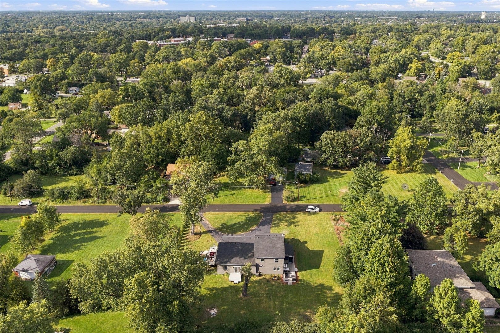 911 Kohley Road, Lisle, IL 60532 911 Kohley Road, Lisle, IL 60532