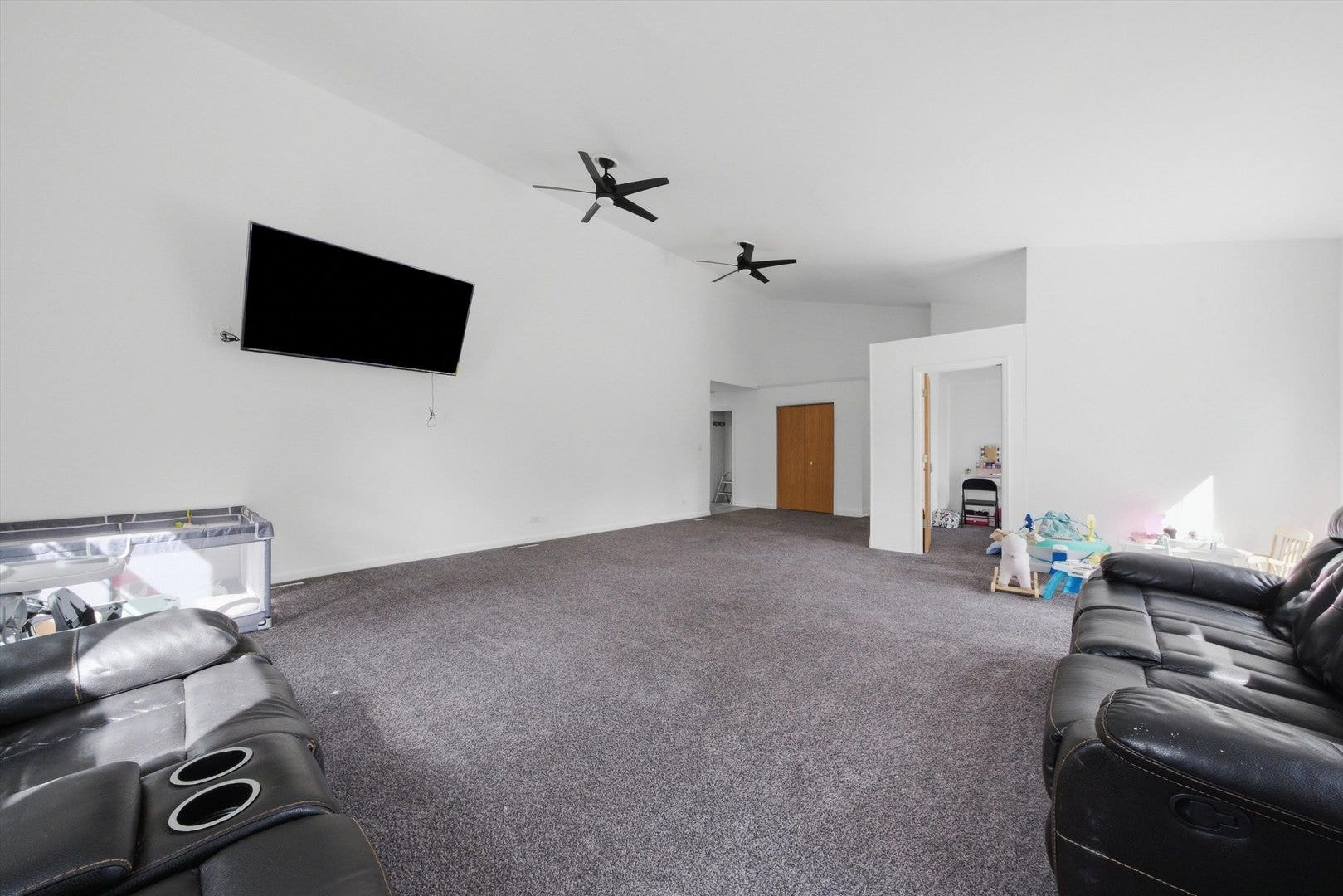 911 Kohley Road, Lisle, IL 60532 911 Kohley Road, Lisle, IL 60532