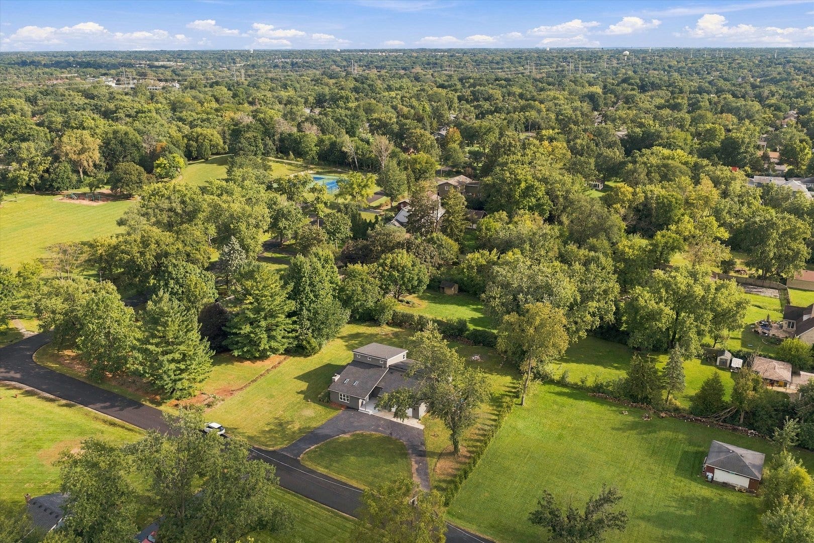 911 Kohley Road, Lisle, IL 60532 911 Kohley Road, Lisle, IL 60532