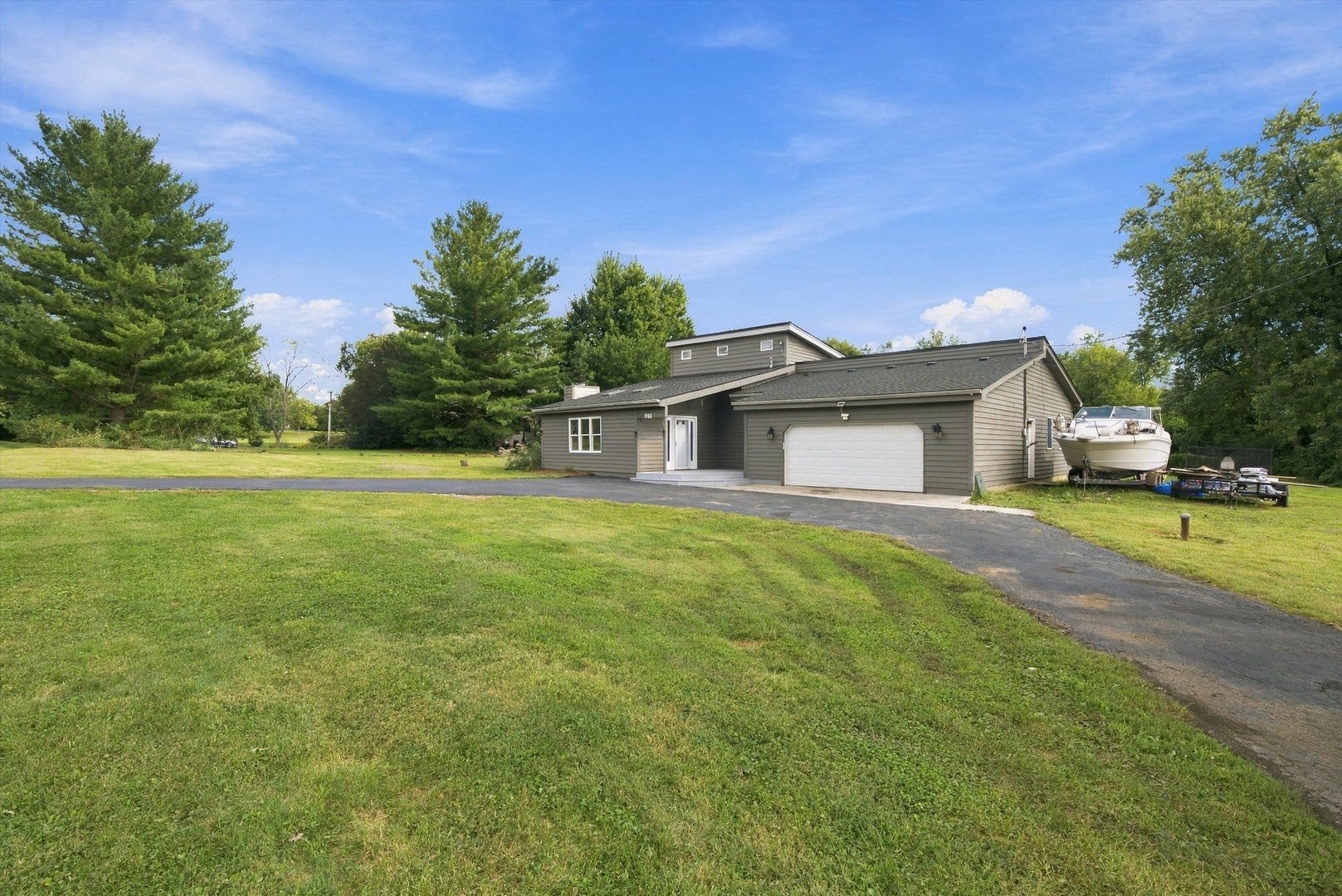 911 Kohley Road, Lisle, IL 60532 911 Kohley Road, Lisle, IL 60532