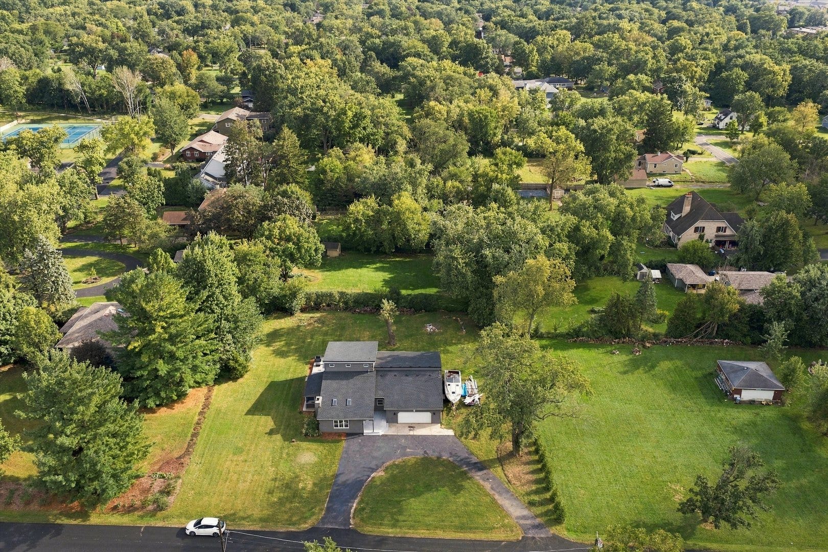 911 Kohley Road, Lisle, IL 60532 911 Kohley Road, Lisle, IL 60532