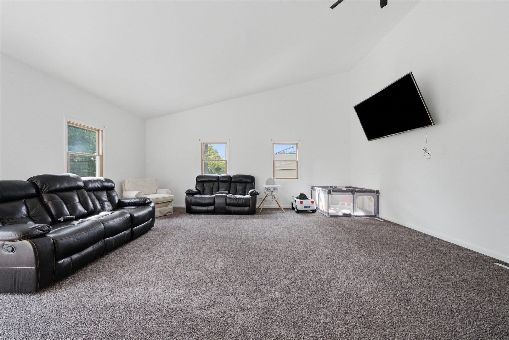 911 Kohley Road, Lisle, IL 60532 911 Kohley Road, Lisle, IL 60532